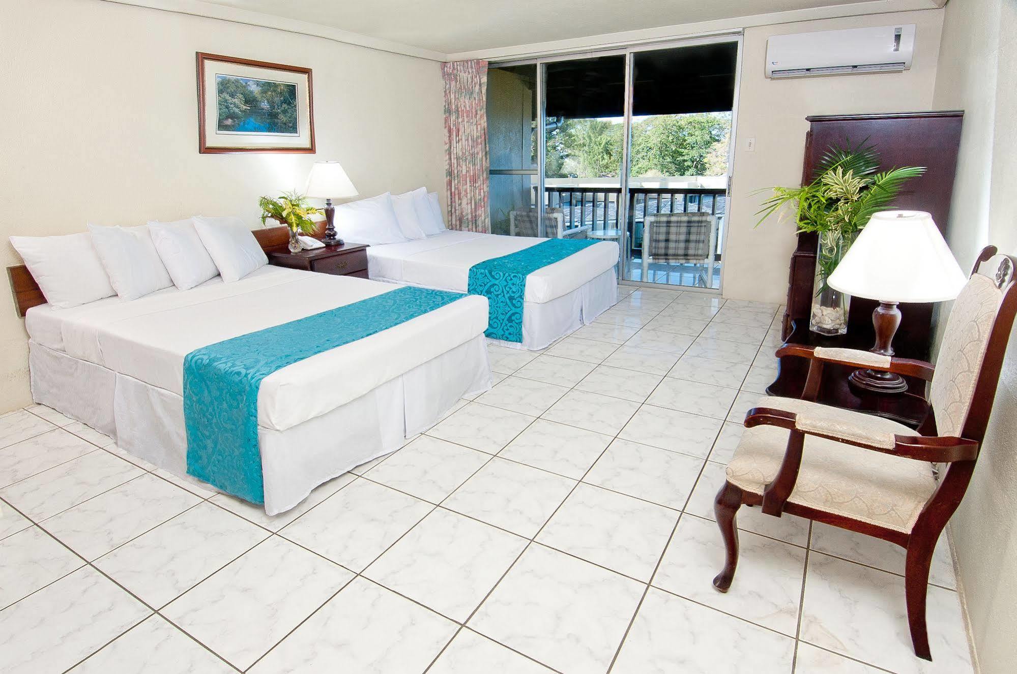 Mount Irvine Bay Resort Black Rock Eksteriør billede